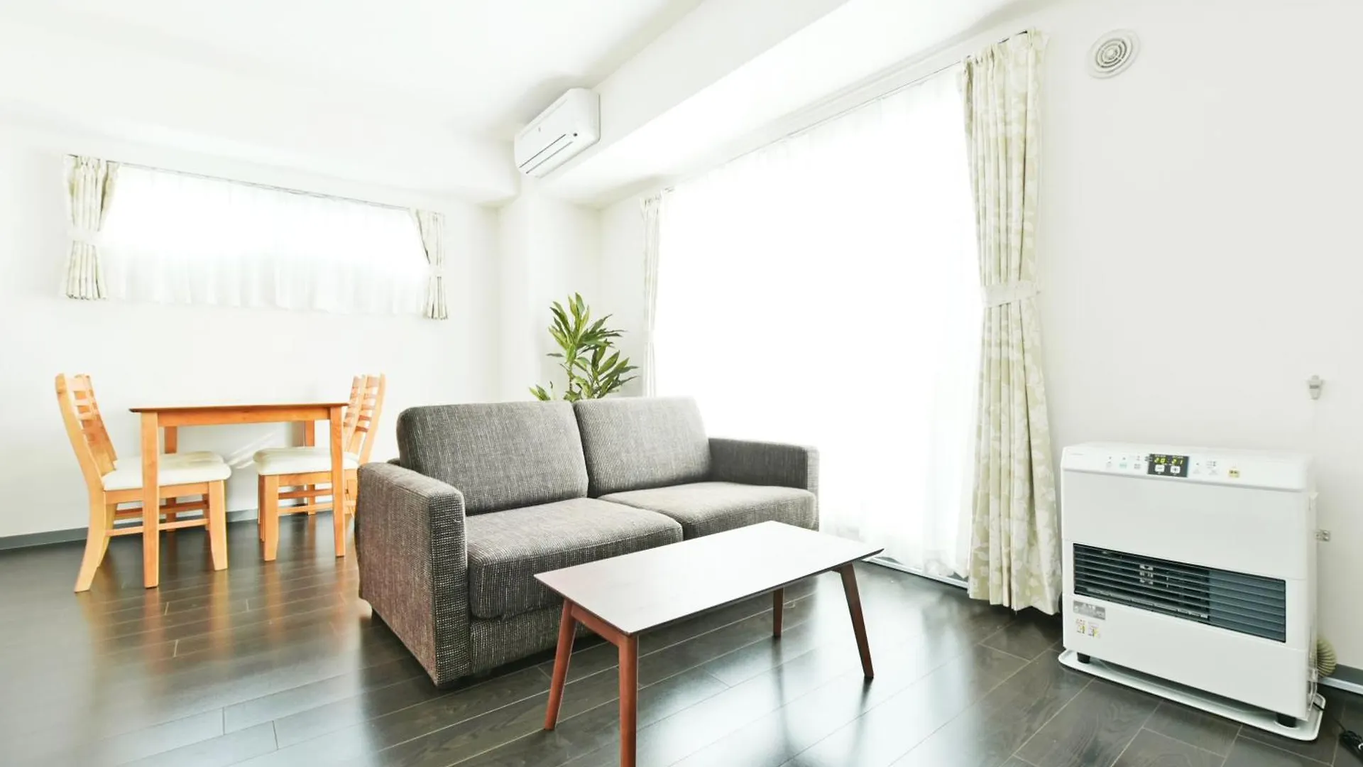 Апарт отель Sun Court Hondori Garden Hills Tsukisappu Апарт-отель