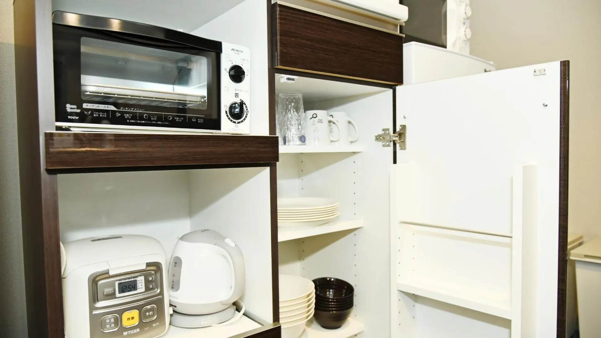 Апарт отель Sun Court Hondori Garden Hills Tsukisappu